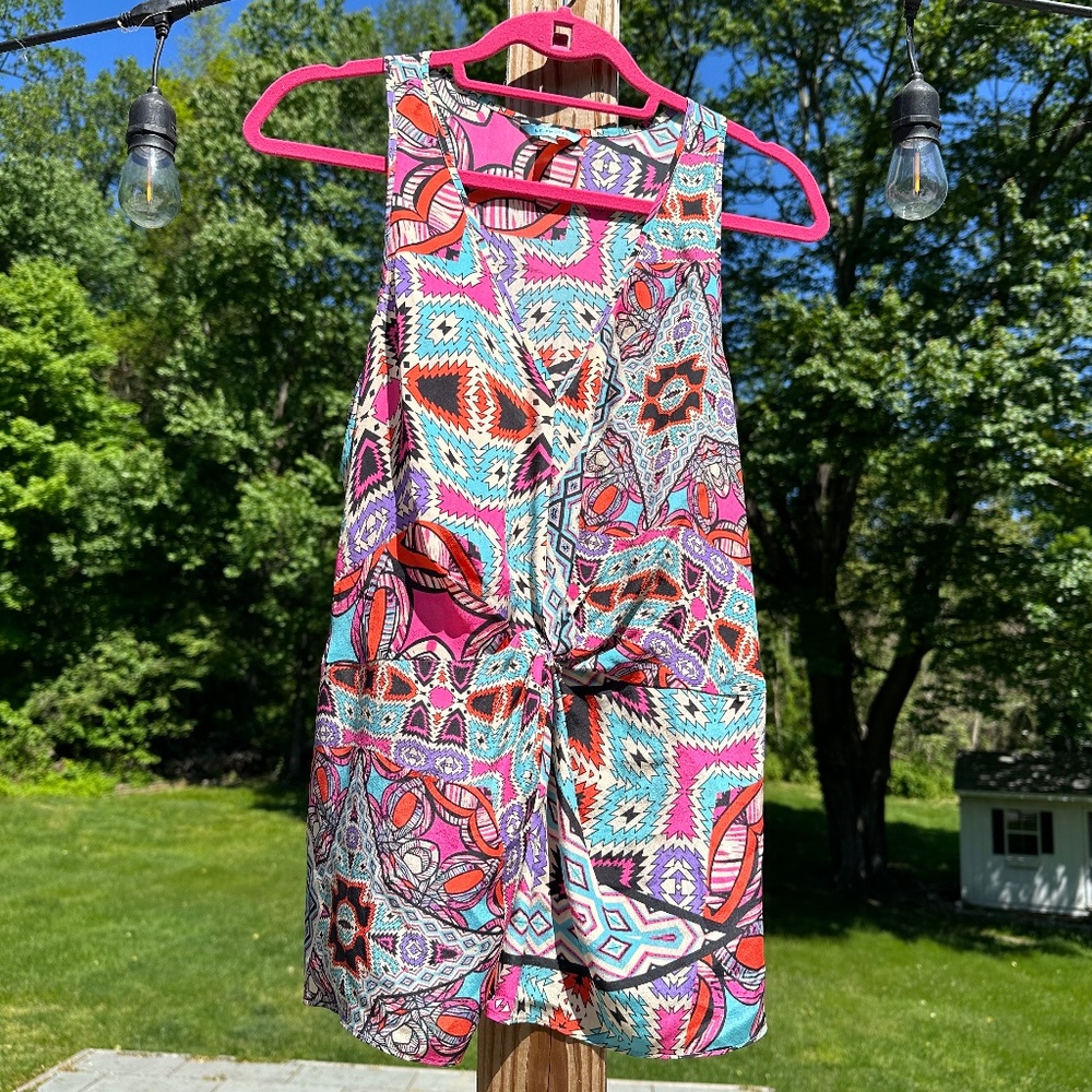 Leifnotes Sleeveless Silk Top in Size 6